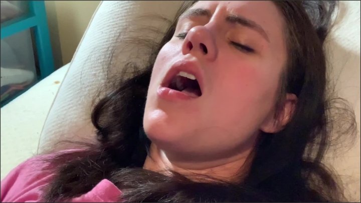 [Full HD] Facial Expressions Of A Sluts Orgasm Beautiful Agony - Abby Kiss - - 00:06:58 | Solo Female, Webcam - 599,5 MB