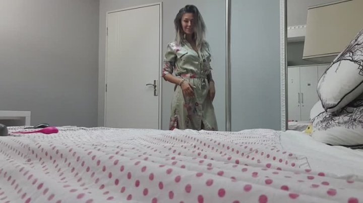 Aliciarey I Luv Bachata When I Masturbate