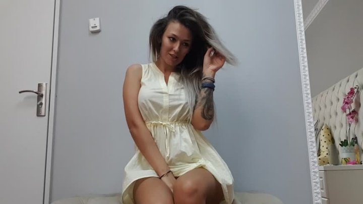 Aliciarey Shy Girl Comes In Her Panties