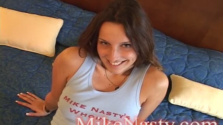 Amateur Associates Niki Sinns Anal And Facial