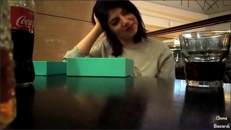 [Full HD] Went To A Cafe With A Remote Control Vibrator Moscow City - AnnaBacardi - -00:07:23 | Toys, Public, Amateur - 609,6 MB