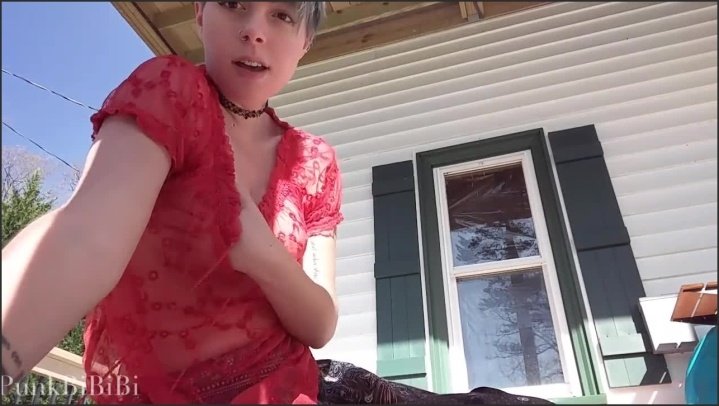 [HD] Autumnnight Outdoor Boobs And Ass Flash - AutumnNight -  - 00:01:26 | Exclusive, Amateur, Outdoors - 28 MB