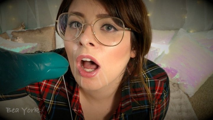 Bea York Bea Gets Caught By The Demogorgon