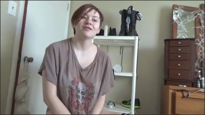 Curvyelvishgirl Slutvlog 1Losing My Virginity