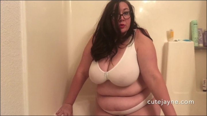 [Full HD] Big Tit Bbw Milf Gets Wet In White Bra And Thong - Cutejayne - - 00:08:18 | Big Bush, Big Ass, Amateur - 123 MB