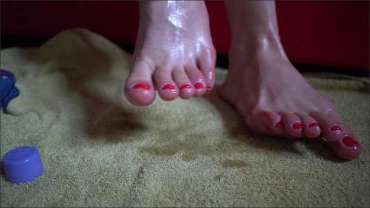 Massage With Oil Of My Legs Deluxegirl