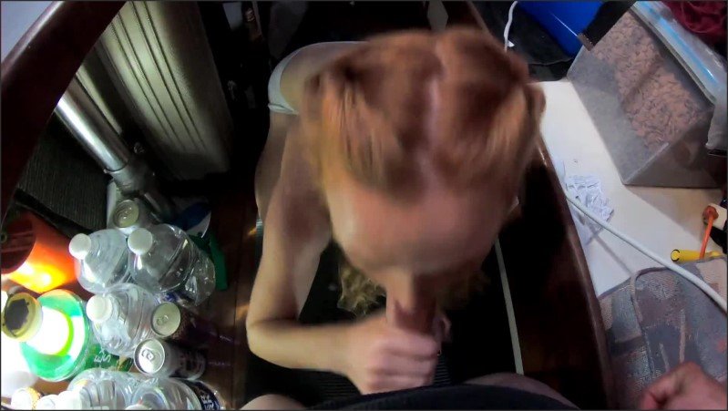 [Full HD] Quick Sloppy Blowjob In 4K  - Freckled Unicorn - -00:11:13 | Petite, Amateur - 321 MB