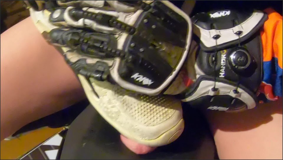 [Full HD] Mx Boot Wank Ktm Exauster Fucking And Jerk Off  - GearBikers - -00:11:39 | Bike, Uncut - 987 MB