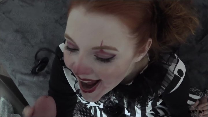 [Full HD] Little Circus Freak - HayleeLove - - 00:17:03 | 60Fps, Clown Girl, Milf - 331,8 MB