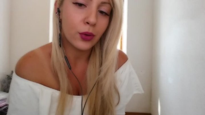 Jessica Smith La Terapista Prescrive La Terapia Al Mic