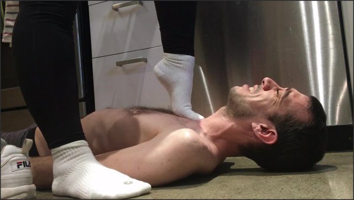[HD] Trample Beat Down - Jimmy Wang - - 00:13:12 | Humiiation, Sweaty Feet, Bbw - 159 MB