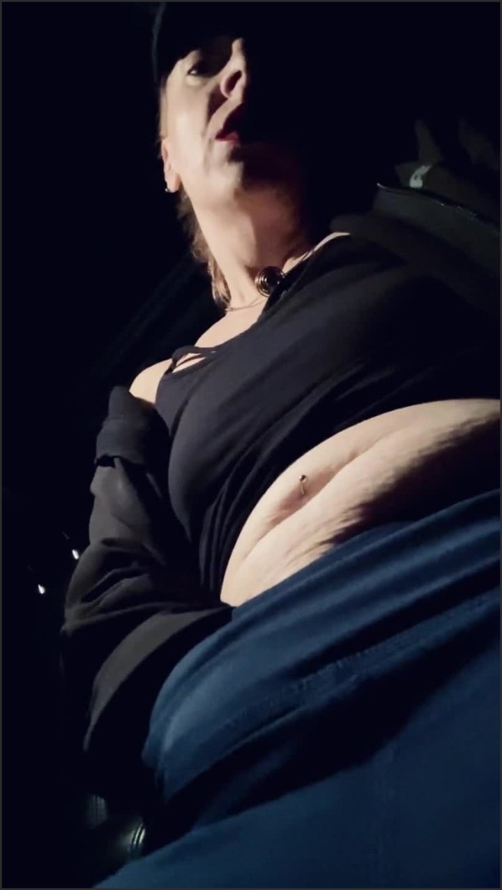 [SD] Blue Yoga Pants Boots And Car Masturbation - KaylaNicole999 - - 00:16:01 | Female Orgasm, Making Myself Cum - 289,7 MB
