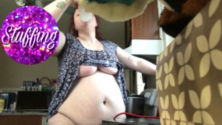 Kyra Effing Kane Piggy Cant Stop Stuffing