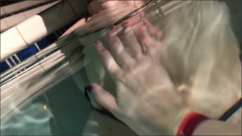 [Full HD] Having A Bit Of Fun In The Pool While Listening To Some Lofi  - Maddi Ryder - -00:20:27 | Verified Amateurs, Brunette - 1,7 GB