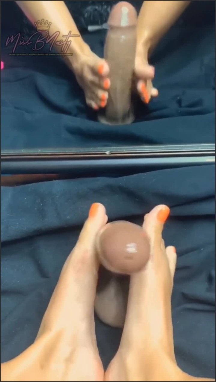 [SD] Missbnasty Shows Off Her Sexy Orange Toes - MissBNasty -  - 00:02:18 | Size - 33,7 MB