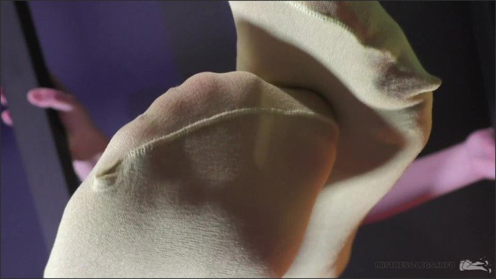 [Full HD] My Nylon Feet Above Your Face - Mistress Legs - - 00:08:28 | Verified Amateurs, Nylon Toes - 179,3 MB