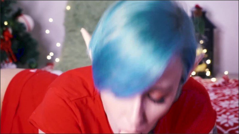 [Full HD] Holidays With Fuck Machine Elf Teen Cosplay - Nika Reznik - -00:12:05 | Young, Female Orgasm - 311 MB