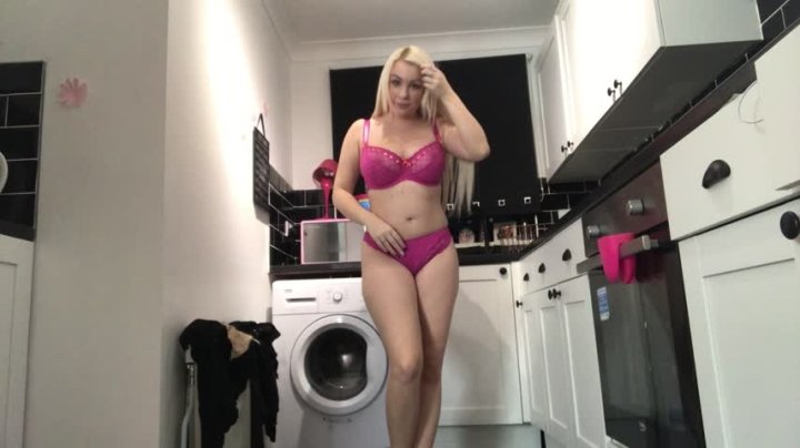 Penny Lee Back On The Scales After Xmas