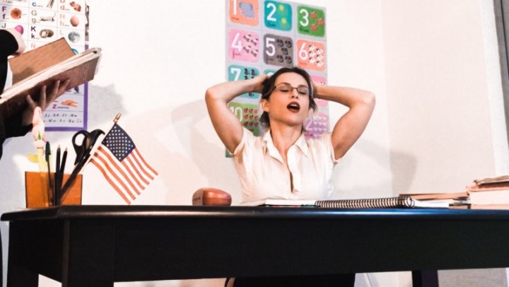 Rebecca De Winter The Naughty Teacher