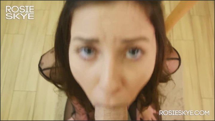 [HD] Bts Blowjob After Shooting Solo Scene - Rosie Skye - - 00:09:20 | Cum In Mouth, Teenager - 109,2 MB