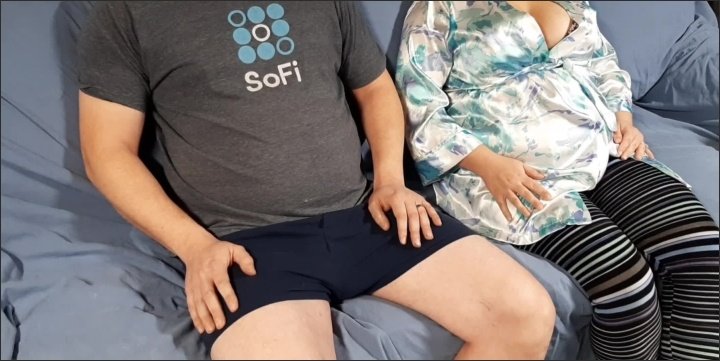 [] Step Mom Wont Stop Until Son Cums During Movie Night - SheLuvsMyNut - - 00:00:30 | Amateur, Lubed - 6,7 MB
