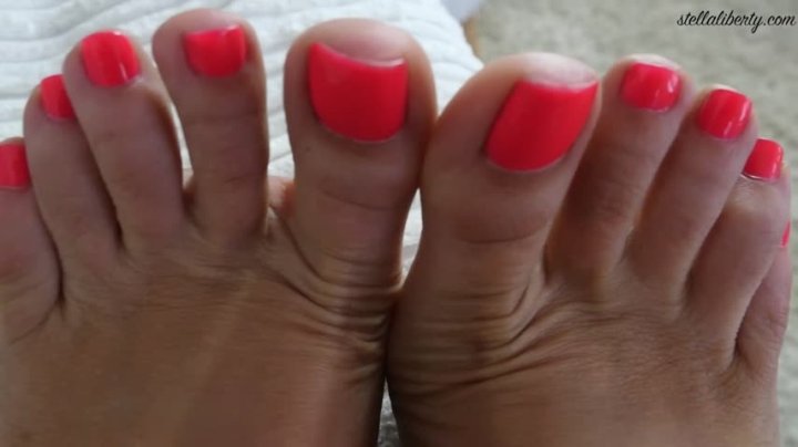 Stella Liberty Neon Toe Tease
