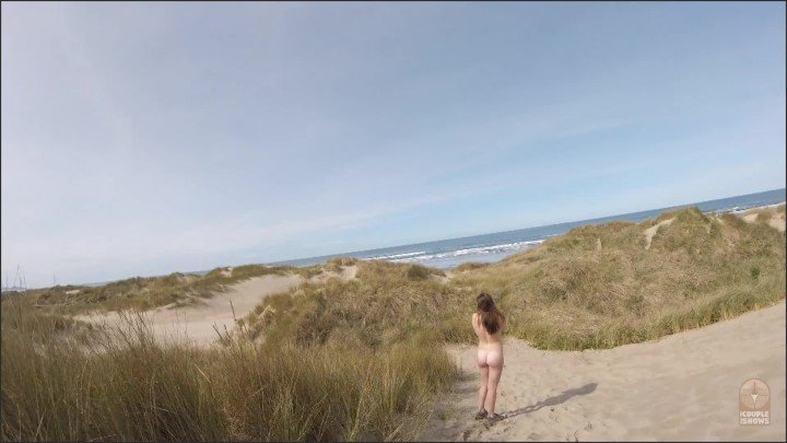 [Full HD] Public Nudity At The Beach Flashing Pussy And Sucking Cock - TheCoupleThatShows - - 00:11:46 | Naked, Beach, Flashing - 616,8 MB