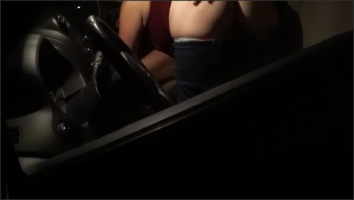 [HD] Wife Sucks Off Black Friend In Car - VickiVeronaXXX - - 00:15:22 | Brunette, Verified Amateurs - 113,6 MB
