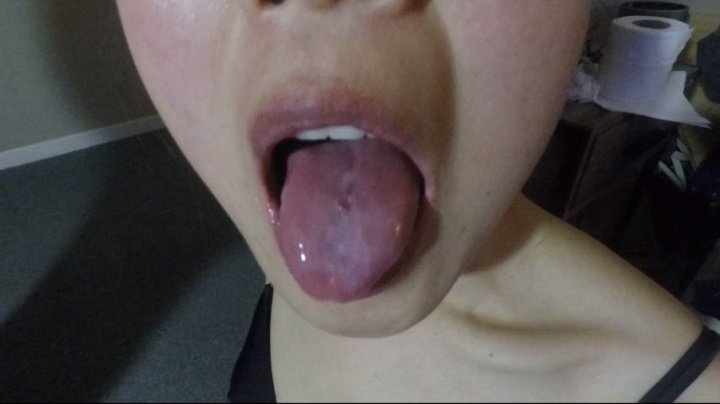 Cumonanna Asian Wife Swallows German Cum
