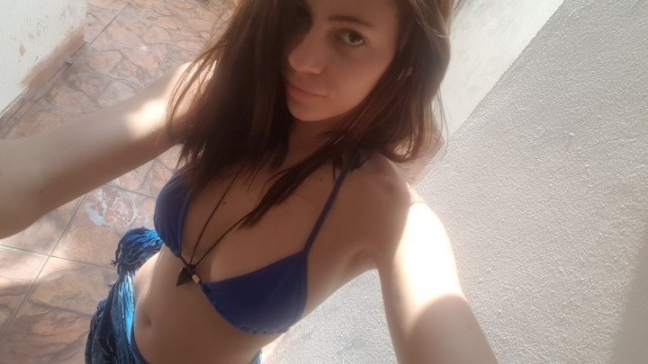 Misssweetteen Cum Play In The Yard